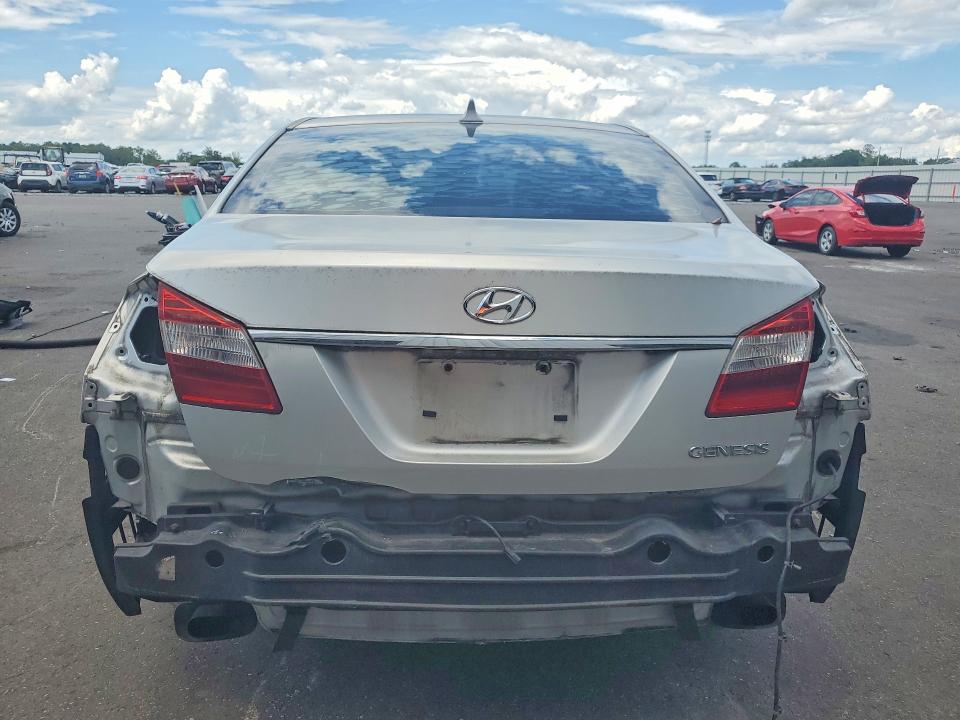 2013 Hyundai Genesis VIN KMHGC4DD8DU248050 COPART salvage auction — REAR END, FL - CERT OF TITLE SLVG REBUILDABLE, sold $60 on 2026-07-29 (photo 6)