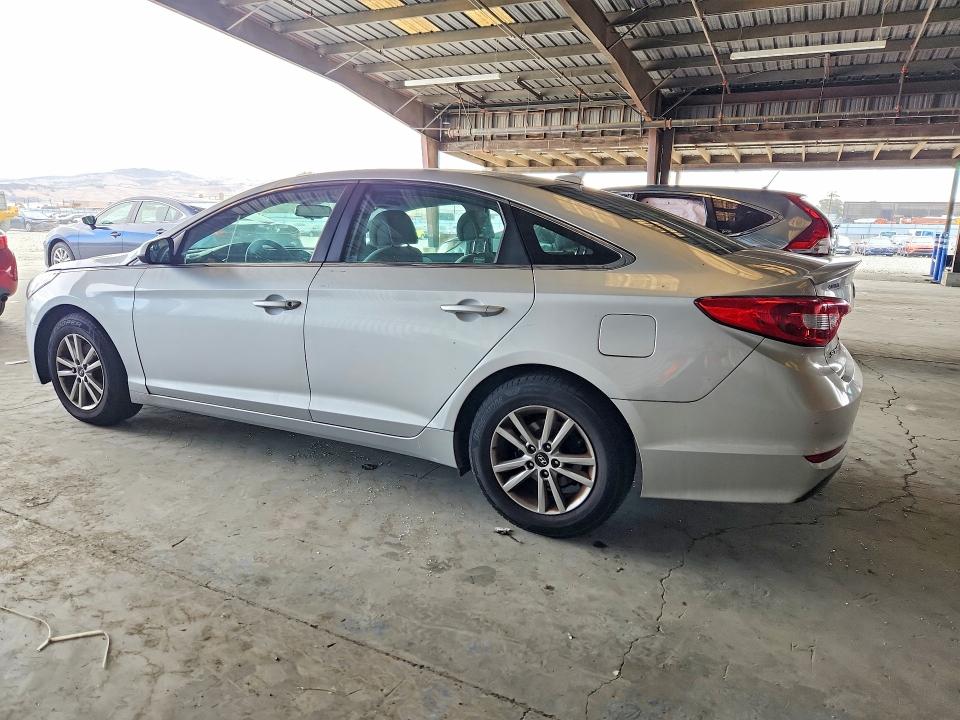 2017 Hyundai Sonata VIN 5NPE24AF7HH556671 COPART salvage auction — MINOR DENT/SCRATCHES, Ca - Dis/Dlr/Exp Only Clean Title, sold $1,600 on 2026-07-23 (photo 2)