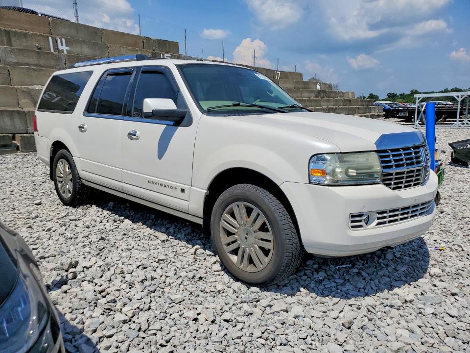 2014 Lincoln Navigator VIN 5LMJJ3H50EEL08985 COPART salvage auction — MECHANICAL, Oh - Cert Of Title-Rebuilt Salvage, sold $500 on 2026-07-31 (photo 4)