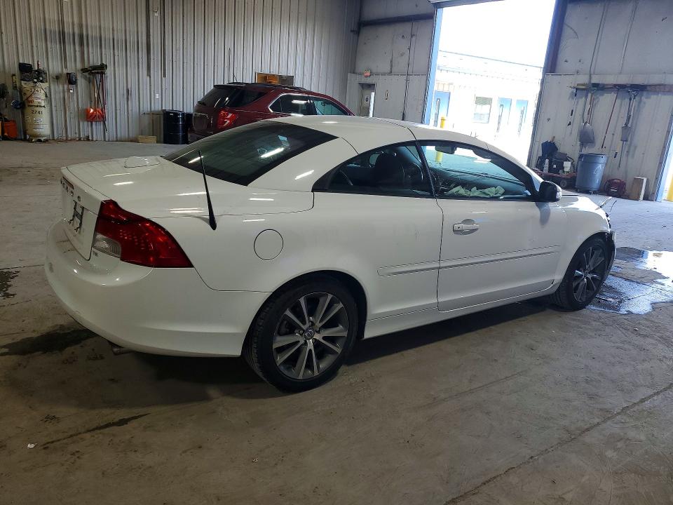 2011 Volvo C70 VIN YV1672MC9BJ109425 COPART salvage auction — FRONT END, NY - MV-907A SALVAGE CERTIFICATE, sold $350 on 2026-07-22 (photo 3)