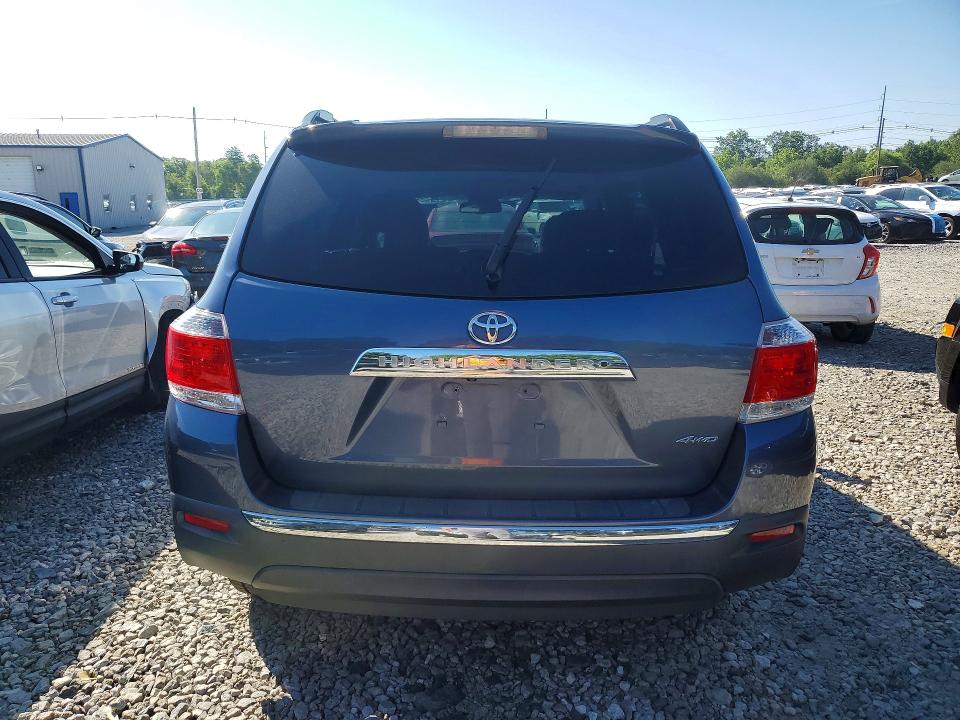 2013 Toyota Highlander VIN 5TDBK3EHXDS194025 COPART salvage auction — FRONT END, Ma - Cert Of Title-Reconstrctd Coll, sold $2,400 on 2026-07-17 (photo 6)