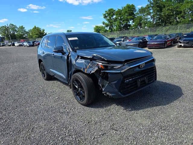 2024 Toyota Highlander VIN 5TDAAAB53RS033665 COPART salvage auction — FRONT END, Nj - Cert Of Title-Salvage, sold $22,300 on 2026-07-17 (photo 3)