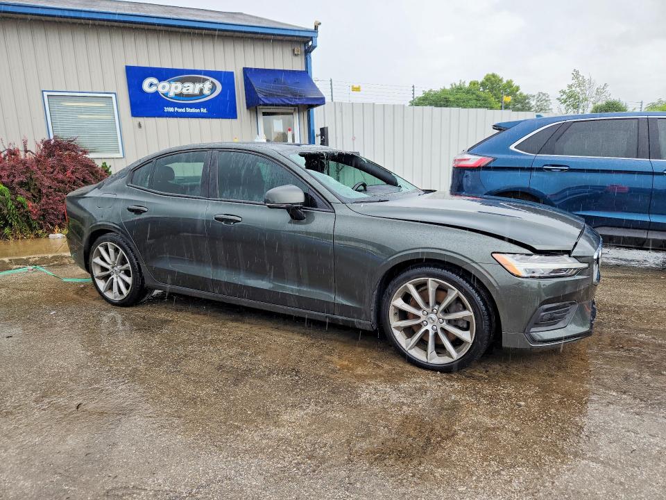 2020 Volvo S60 VIN 7JRA22TK2LG048913 COPART salvage auction — ROOF, Salvage Title, sold $200 on 2026-07-30 (photo 4)