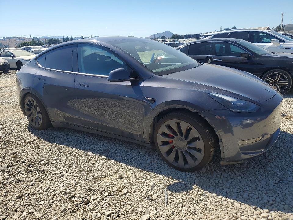 2023 Tesla Model y VIN 7SAYGDEF9PF737943 COPART salvage auction — UNDERCARRIAGE, Ca - Salvage Certificate, sold $10,400 on 2026-08-19 (photo 4)