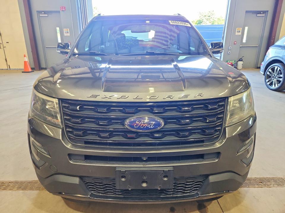2016 Ford Explorer sport trac VIN 1FM5K8GT1GGA21824 COPART salvage auction — MINOR DENT/SCRATCHES, MA - CERTIFICATE OF TITLE (P), sold $3,900 on 2026-07-28 (photo 5)
