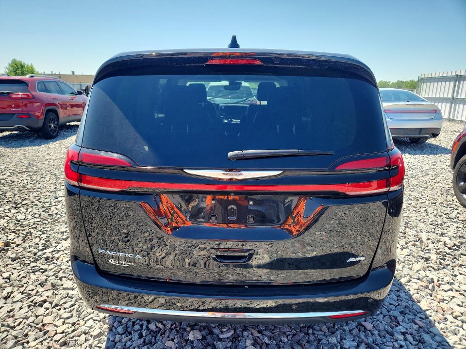 2023 Chrysler Pacifica VIN 2C4RC3BGXPR545553 COPART salvage auction — WATER/FLOOD, WI - CERT OF TITLE-CLAIM PAID, sold $7,600 on 2026-07-27 (photo 6)