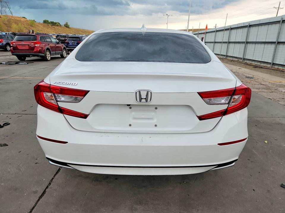 2019 Honda Accord VIN 1HGCV1F52KA092086 COPART salvage auction — HAIL, Co - Certificate Of Title, sold $9,100 on 2026-08-19 (photo 6)