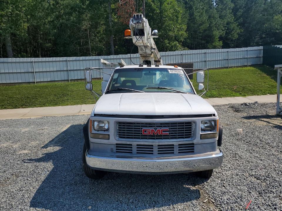 1995 Gmc SIERRA VIN 1GDKC34NXSJ527592 COPART salvage auction — NORMAL WEAR, Nc - Dealer Only Clean Title, sold $450 on 2026-08-27 (photo 5)