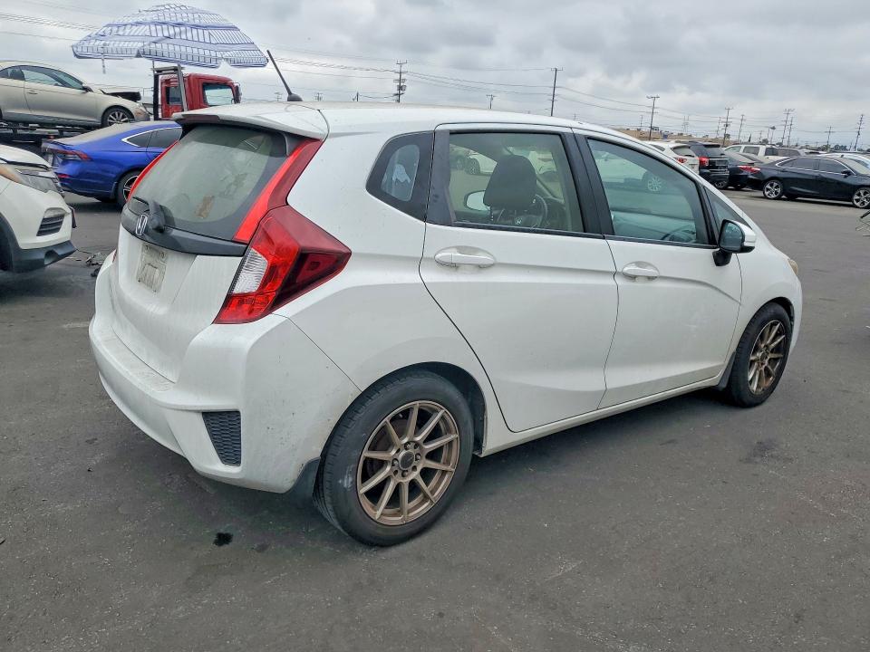 2017 Honda Fit VIN JHMGK5H59HS019781 COPART salvage auction — MINOR DENT/SCRATCHES, Ca - Dis/Dlr/Exp Only Clean Title, sold $1,400 on 2026-07-08 (photo 3)
