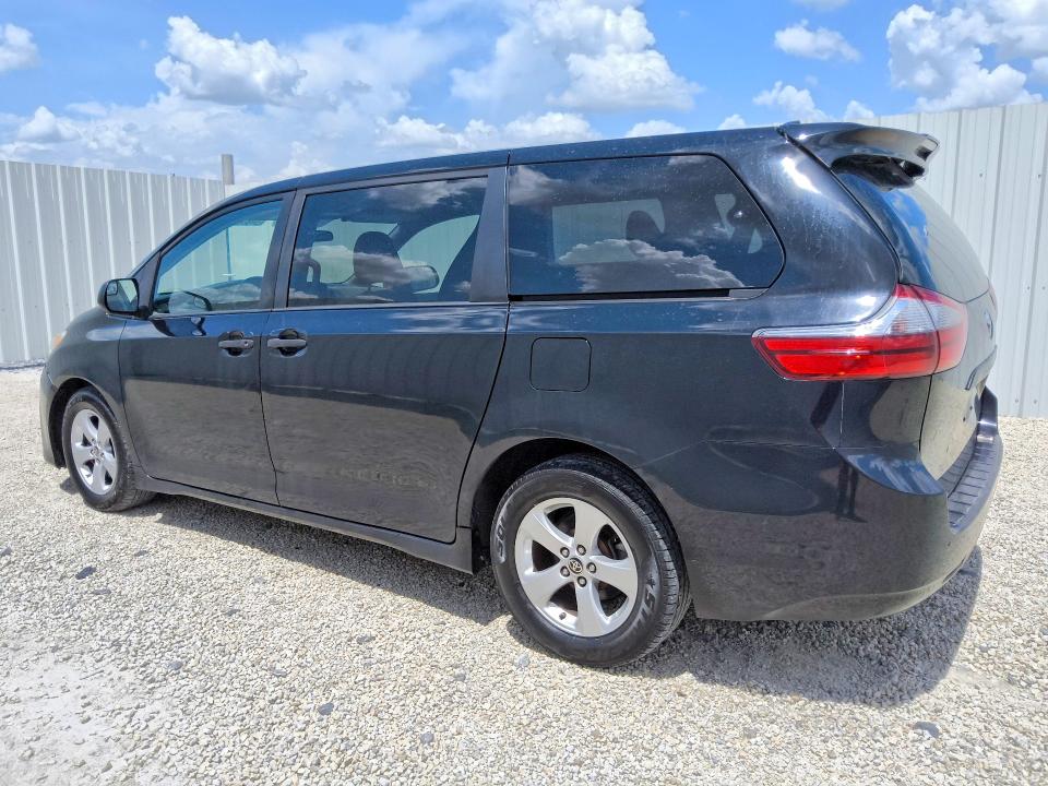 2020 Toyota Sienna VIN 5TDZZ3DC5LS086426 COPART salvage auction — MINOR DENT/SCRATCHES, Fl - Certificate Of Title, sold $4,700 on 2026-07-23 (photo 2)