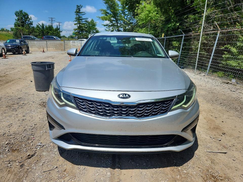 2019 Kia Optima VIN 5XXGT4L3XKG296097 COPART salvage auction — MINOR DENT/SCRATCHES, Oh - Certificate Of Title, sold $825 on 2026-07-29 (photo 5)