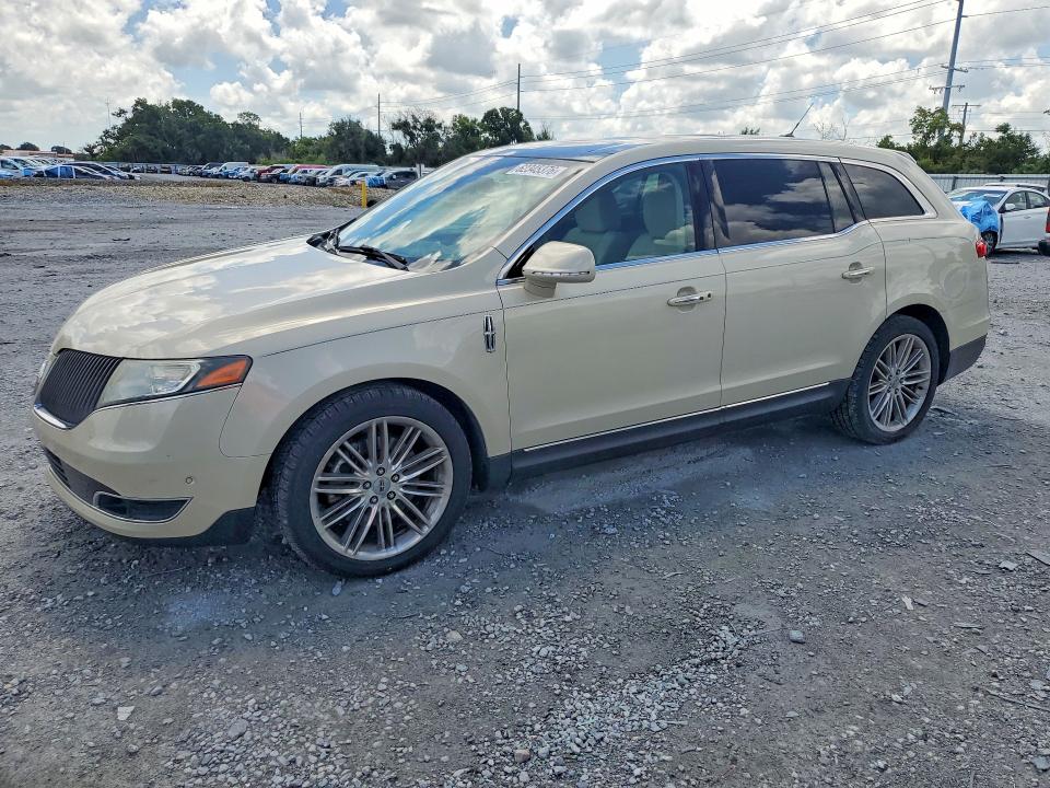 2014 Lincoln Mkt VIN 2LMHJ5ATXEBL53518 COPART salvage auction — MINOR DENT/SCRATCHES, Fl - Certificate Of Title (P), sold $250 on 2026-07-31 (photo 1)