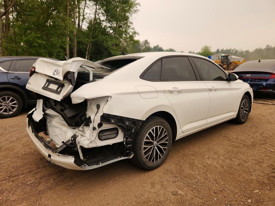 2021 Volkswagen Jetta VIN 3VWC57BU6MM061814 COPART salvage auction — REAR END, ON - PERMIT SALVAGE, sold $200 on 2026-07-28 (photo 3)