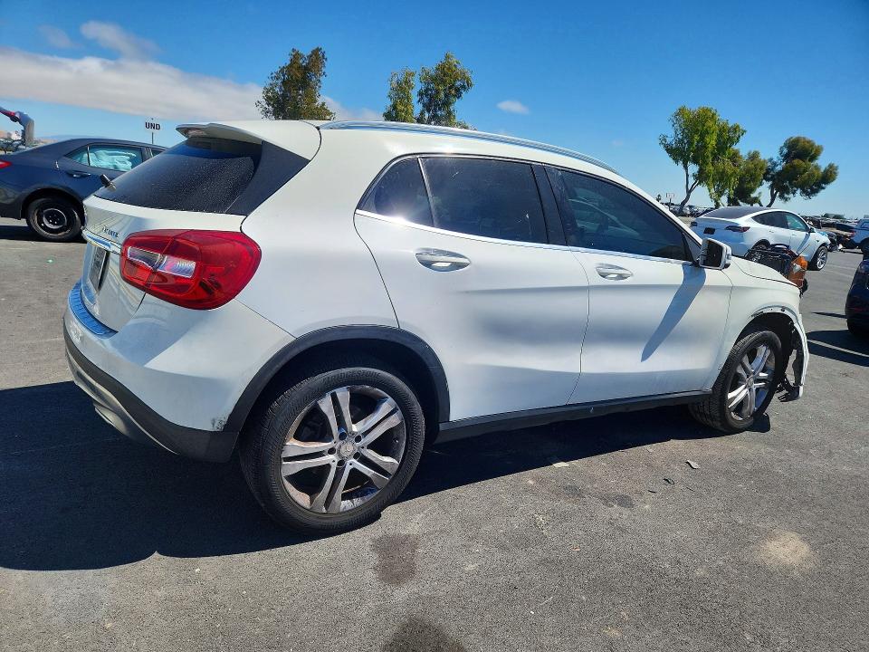 2016 Mercedes-benz Gla-klasse VIN WDCTG4GB1GJ218213 COPART salvage auction — FRONT END, Salvage Title, sold $1,800 on 2026-08-19 (photo 3)
