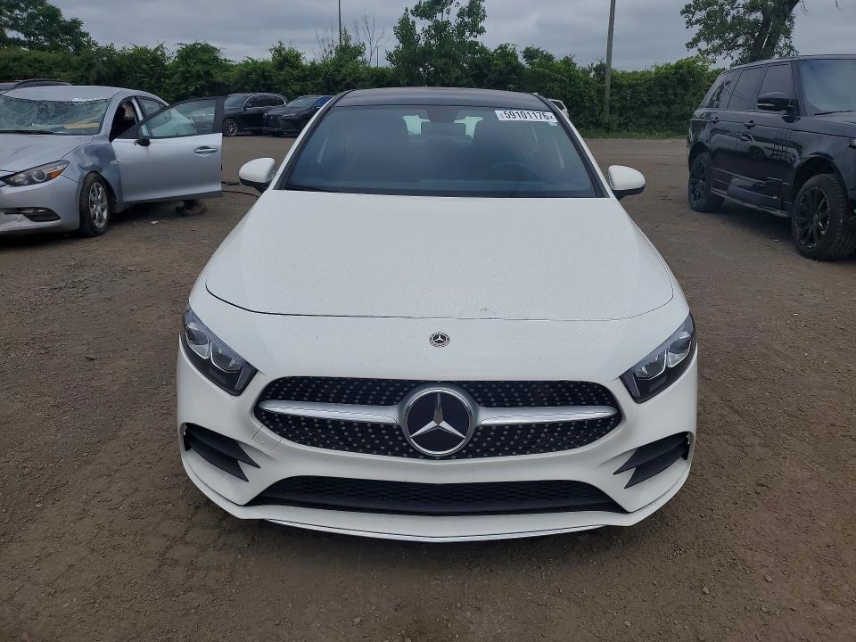 2022 Mercedes-benz A-class VIN W1K3F4HB6NJ372913 COPART salvage auction — MECHANICAL, Qc - Irrecuperable, sold $13,700 on 2026-07-28 (photo 5)