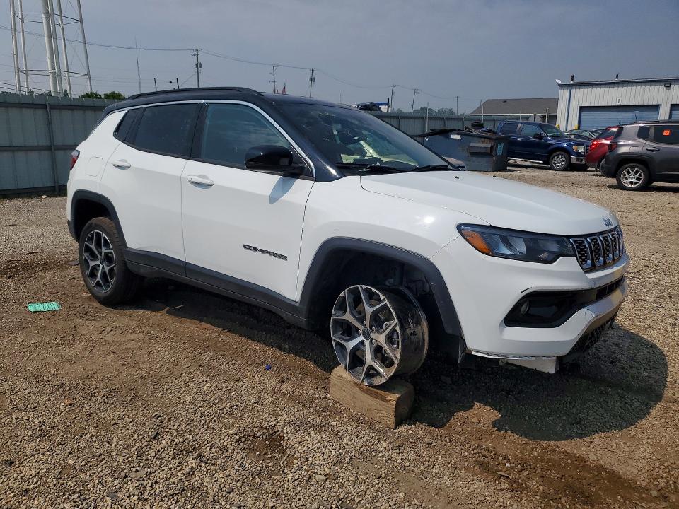 2026 Jeep Compass VIN 3C4NJDCN9TT187652 COPART salvage auction — FRONT END, OH - CERTIFICATE OF TITLE (P), sold $10,600 on 2026-07-27 (photo 4)