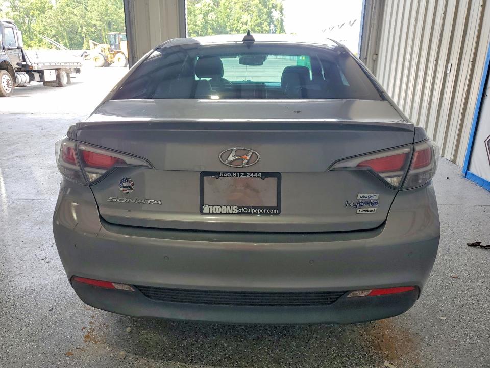 2017 Hyundai VIN KMHE54L28HA059763 COPART salvage auction — FRONT END, VA - DEALER ONLY CLEAN TITLE, sold $4,800 on 2026-07-28 (photo 6)