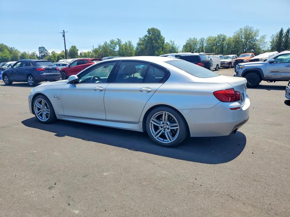 2011 BMW 5 series VIN WBAFU7C57BC778230 COPART salvage auction — MINOR DENT/SCRATCHES, OR - NON PUBLIC CLEAN TITLE, sold $2,100 on 2026-07-22 (photo 2)