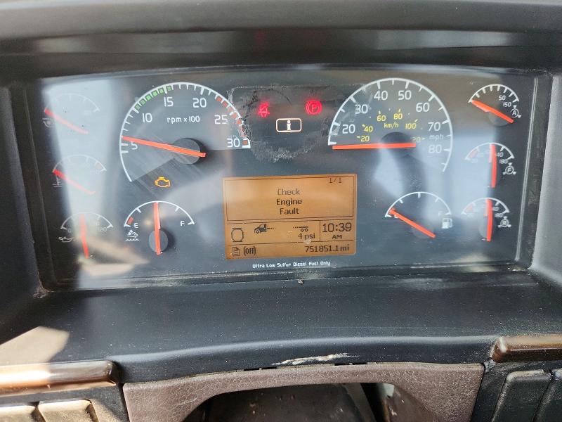2016 Volvo VIN 4V4NC9EH6GN959341 COPART salvage auction — FRONT END, Nj - Certificate Of Title, sold $10,000 on 2026-08-04 (photo 9)