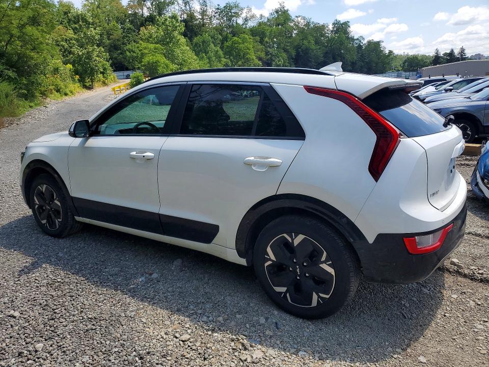 2023 Kia Niro VIN KNDCR3L18P5053339 COPART salvage auction — UNDERCARRIAGE, FL - CERTIFICATE OF TITLE, sold $6,900 on 2026-07-22 (photo 2)