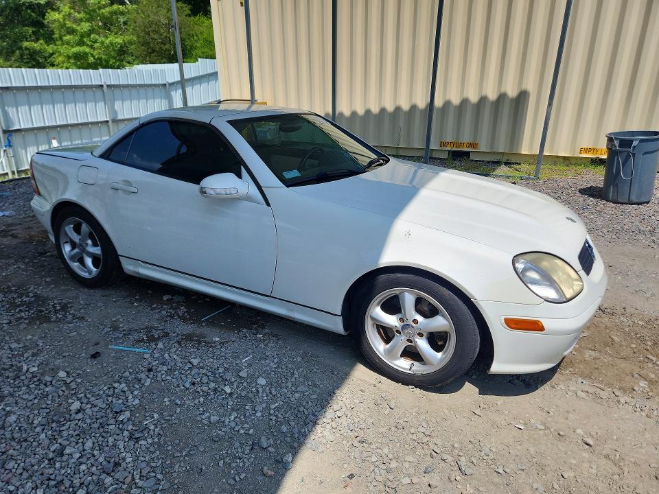 2004 Mercedes-benz Slk-class VIN WDBKK65F84F300485 COPART salvage auction — REAR END, GA - CERT OF TITLE-SALVAGE (P), sold $200 on 2026-07-21 (photo 4)