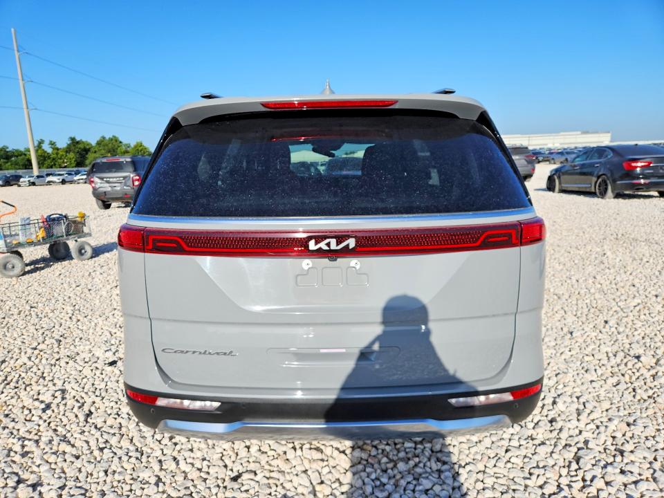 2022 Kia Carnival VIN KNDNE5H32N6083602 COPART salvage auction — SIDE, Tx - Salvage Vehicle Title, sold $9,800 on 2026-07-23 (photo 6)