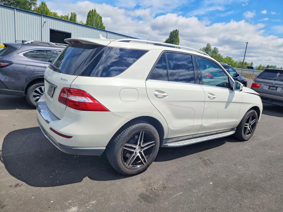 2013 Mercedes-benz M-klasse VIN 4JGDA5HB8DA255704 COPART salvage auction — FRONT END, Or - Salvage Title Certificate, sold $1,000 on 2026-08-03 (photo 3)