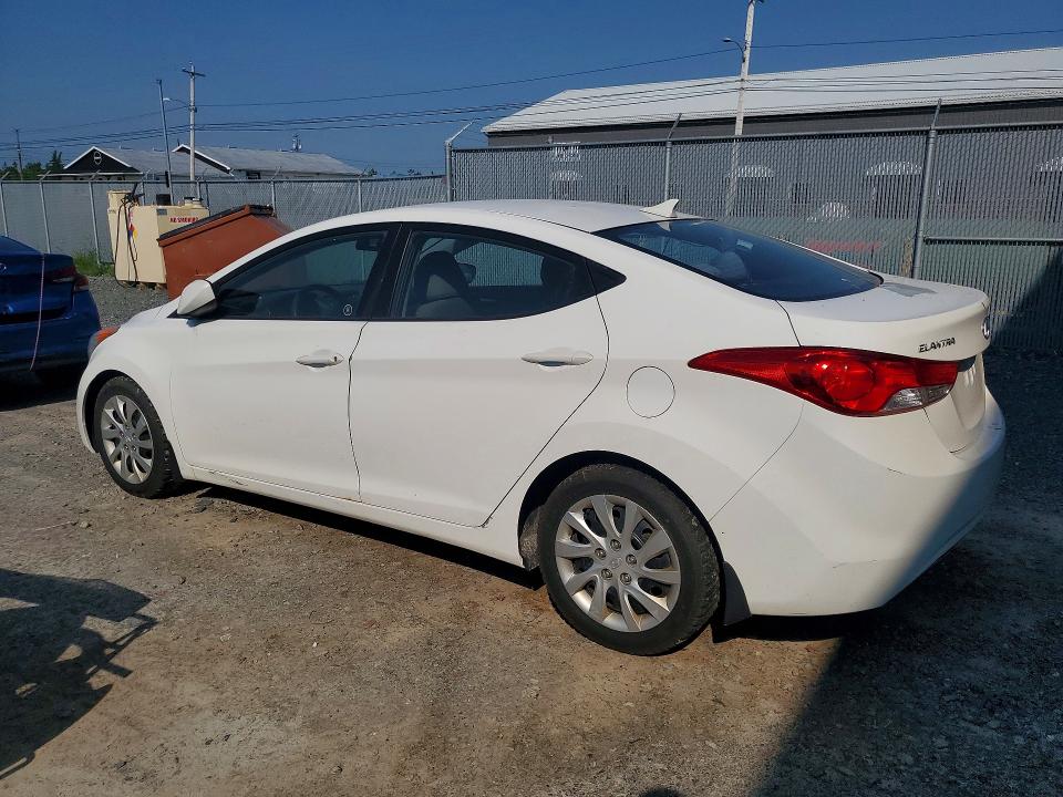 2013 Hyundai VIN 5NPDH4AE3DH330607 COPART salvage auction — FRONT END, NS - CERT OF REGISTRATION, sold $500 on 2026-07-09 (photo 2)