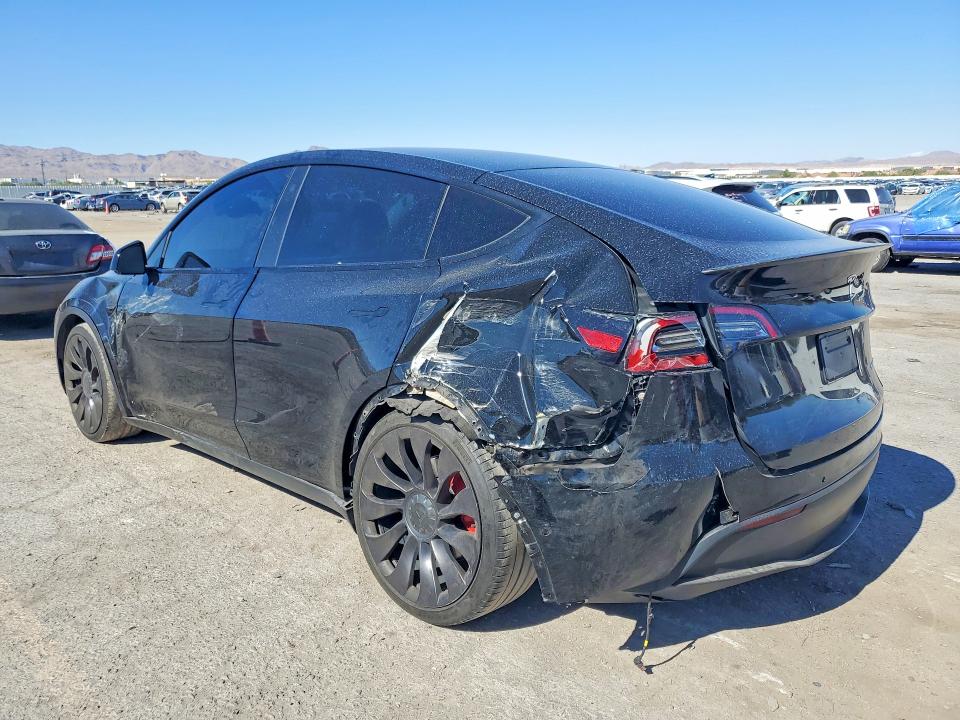 2021 Tesla Model y VIN 5YJYGDEF6MF251339 COPART salvage auction — REAR END, Nv - Salvage Title, sold $525 on 2026-07-21 (photo 2)