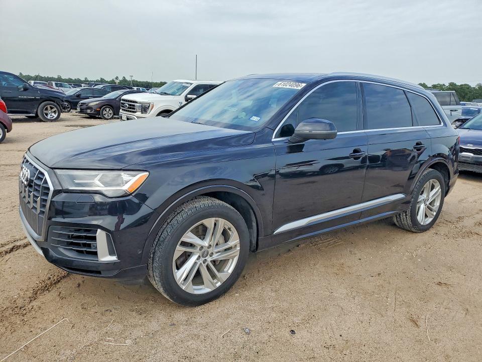 2020 Audi Q7 VIN WA1LXAF71LD004584 COPART salvage auction — MINOR DENT/SCRATCHES, MT - CERTIFICATE OF TITLE (P), sold $14,800 on 2026-07-24 (photo 1)