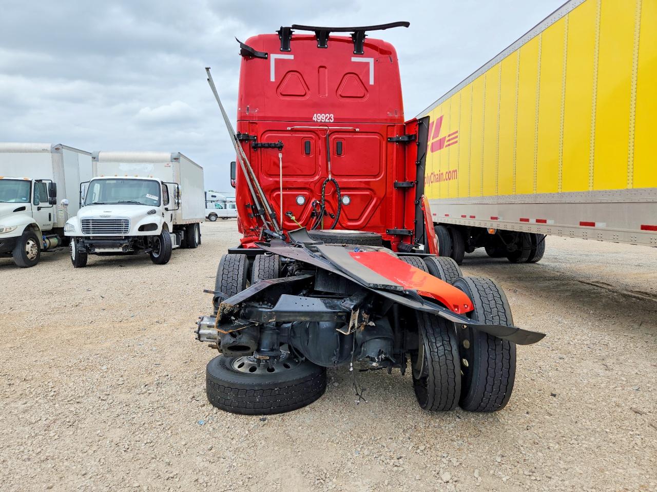 2026 Freightliner All other VIN 3AKJHHDR3TSWJ4917 COPART salvage auction — Front End, NE - CERT OF TITLE-SALVAGE, sold $51,500 on 2026-08-11 (photo 6)