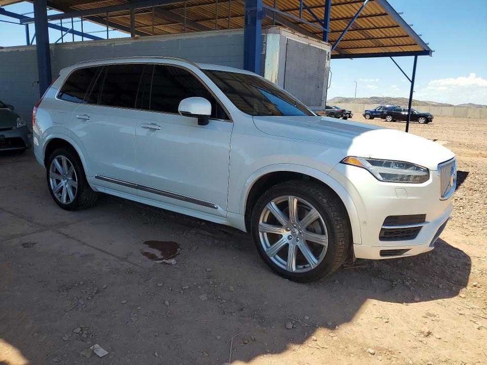 2018 Volvo Xc90 VIN YV4BR0PL3J1217162 COPART salvage auction — MINOR DENT/SCRATCHES, Az - Certificate Of Title, sold $1,750 on 2026-07-28 (photo 4)