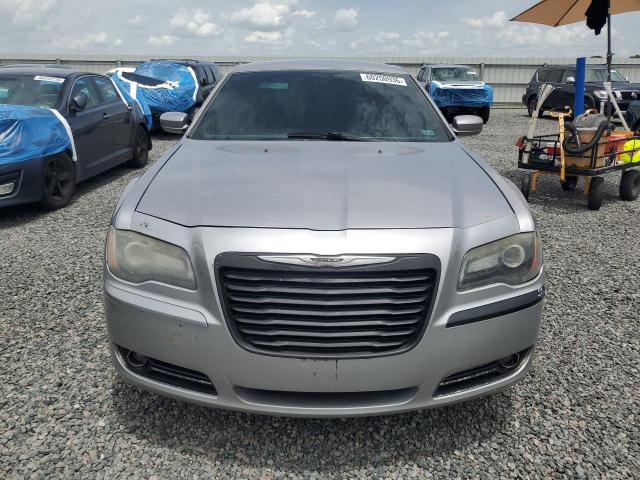 2014 Chrysler 300 VIN 2C3CCAGG2EH384111 COPART salvage auction — NORMAL WEAR, Tx - Certificate Of Title (P), sold $400 on 2026-07-31 (photo 5)