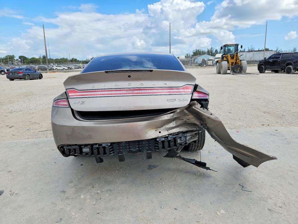 2019 Lincoln Mkz VIN 3LN6L5LUXKR617224 COPART salvage auction — REAR END, Fl - Cert Of Title Slvg Rebuildable, sold $8,000 on 2026-08-04 (photo 6)