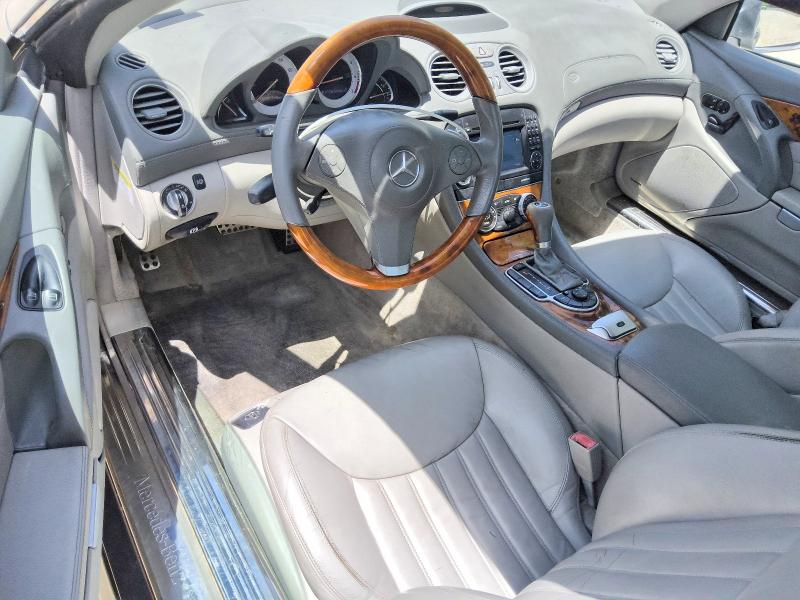 2009 Mercedes-benz Sl-class VIN WDBSK71FX9F155727 COPART salvage auction — MINOR DENT/SCRATCHES, TX - CERTIFICATE OF TITLE, sold $5,700 on 2026-07-14 (photo 8)