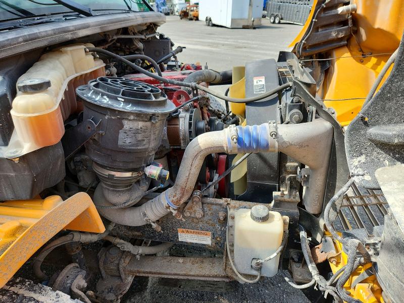 2012 Thomabuses VIN 4UZABRDT9CCBN9740 COPART salvage auction — MINOR DENT/SCRATCHES, IL - CERTIFICATE OF TITLE, sold $2,000 on 2026-09-11 (photo 7)