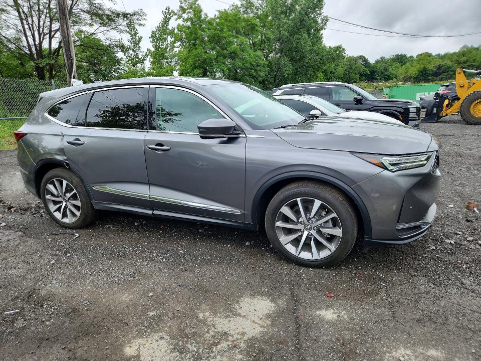 2025 Acura Mdx VIN 5J8YE1H43SL025804 COPART salvage auction — REAR END, Nj - Cert Of Title-Salvage, sold $21,300 on 2026-07-27 (photo 4)