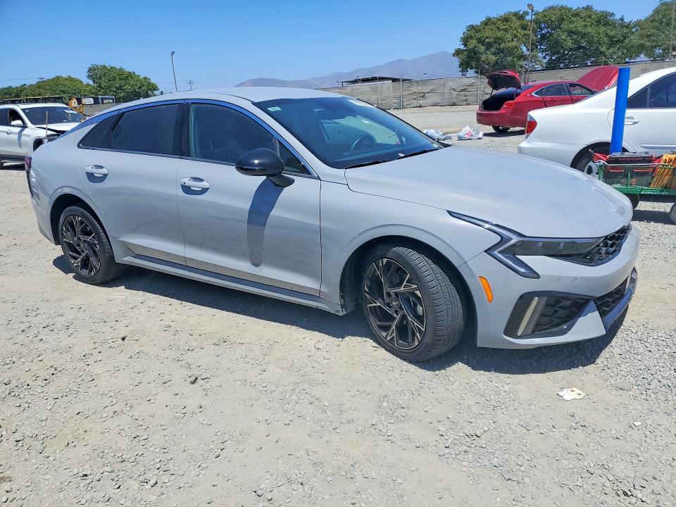 2025 Kia K5 VIN KNAG64J7XS5385201 COPART salvage auction — FRONT END, Ca - Salvage Certificate, sold $9,100 on 2026-08-21 (photo 4)
