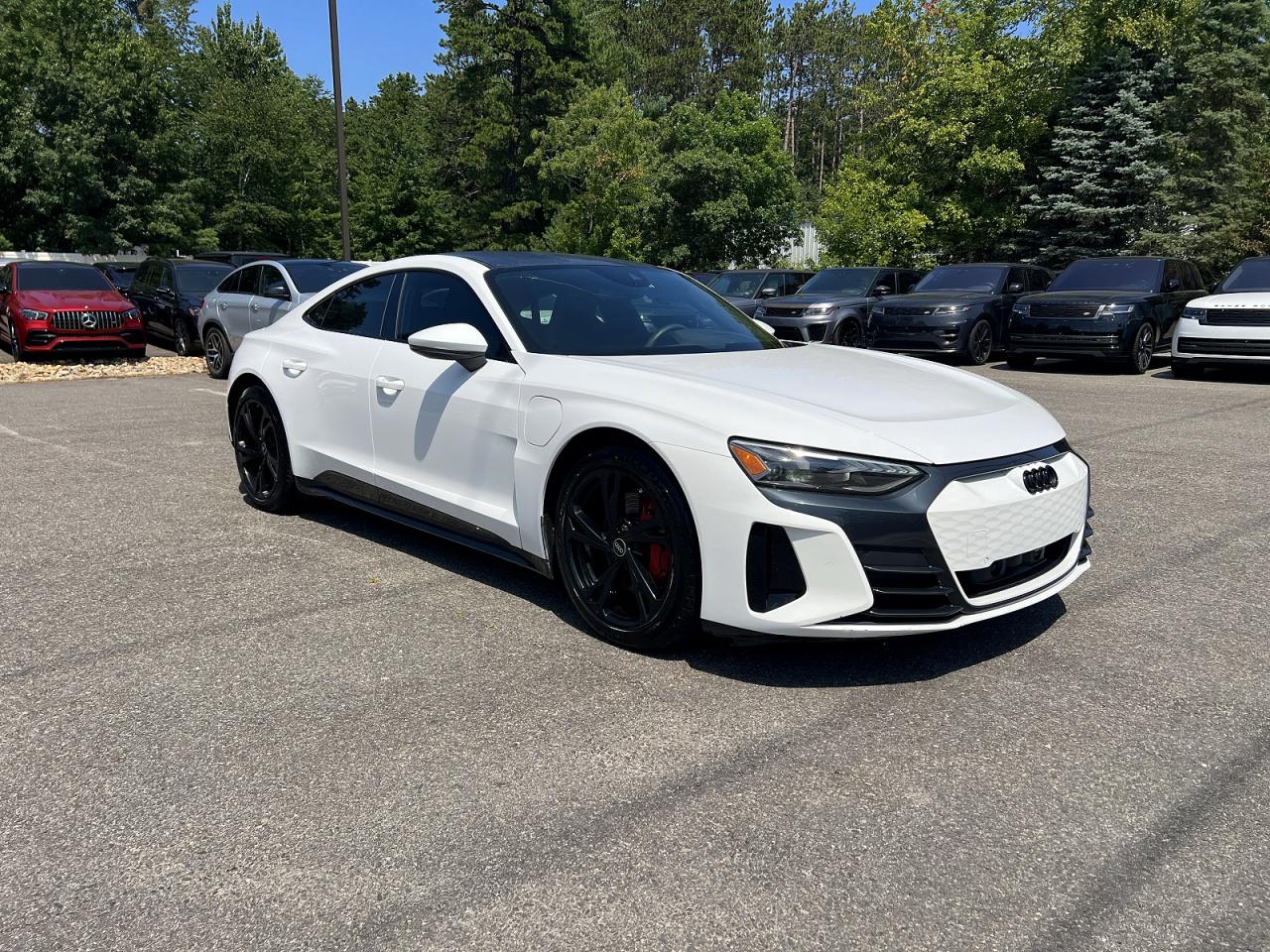 2022 Audi E-tron gt VIN WAUFJBFW2N7006120 COPART salvage auction — Top/Roof, MT - CERTIFICATE OF TITLE (P), sold $20,900 on 2026-08-19 (photo 1)