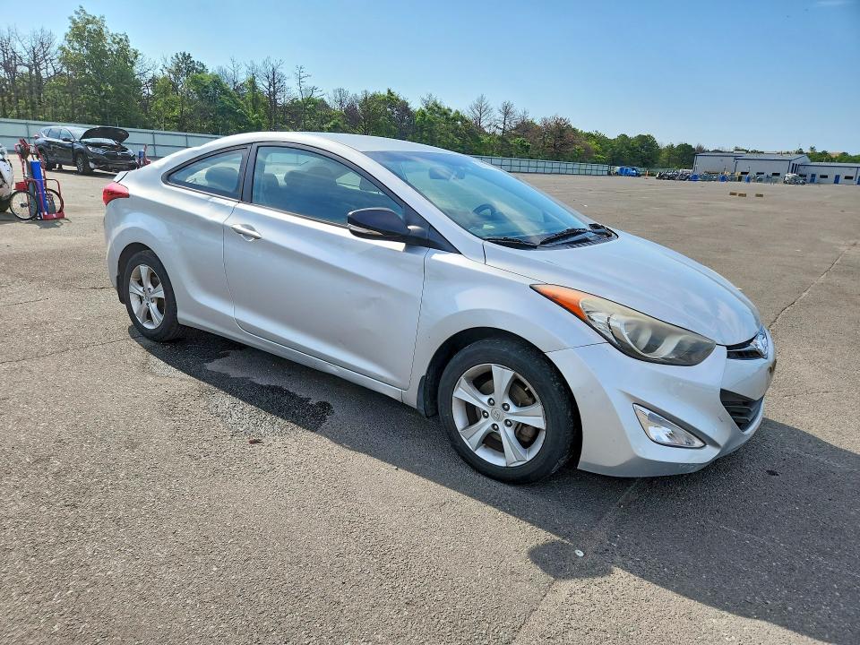 2013 Hyundai Elantra VIN KMHDH6AE7DU020487 COPART salvage auction — REAR END, NY - MV-907A SALVAGE CERTIFICATE, sold $750 on 2026-07-27 (photo 4)