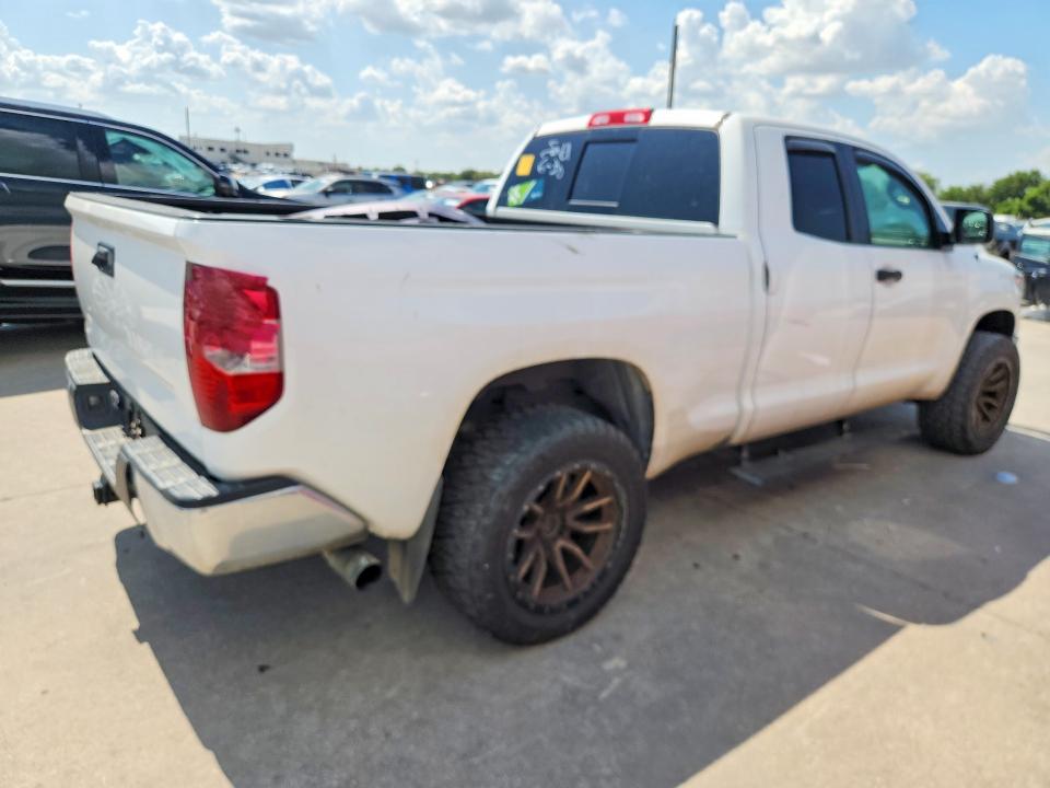 2016 Toyota Tundra VIN 5TFRW5F13GX208636 COPART salvage auction — NORMAL WEAR, Tx - Certificate Of Title (P), sold $6,800 on 2026-07-23 (photo 3)