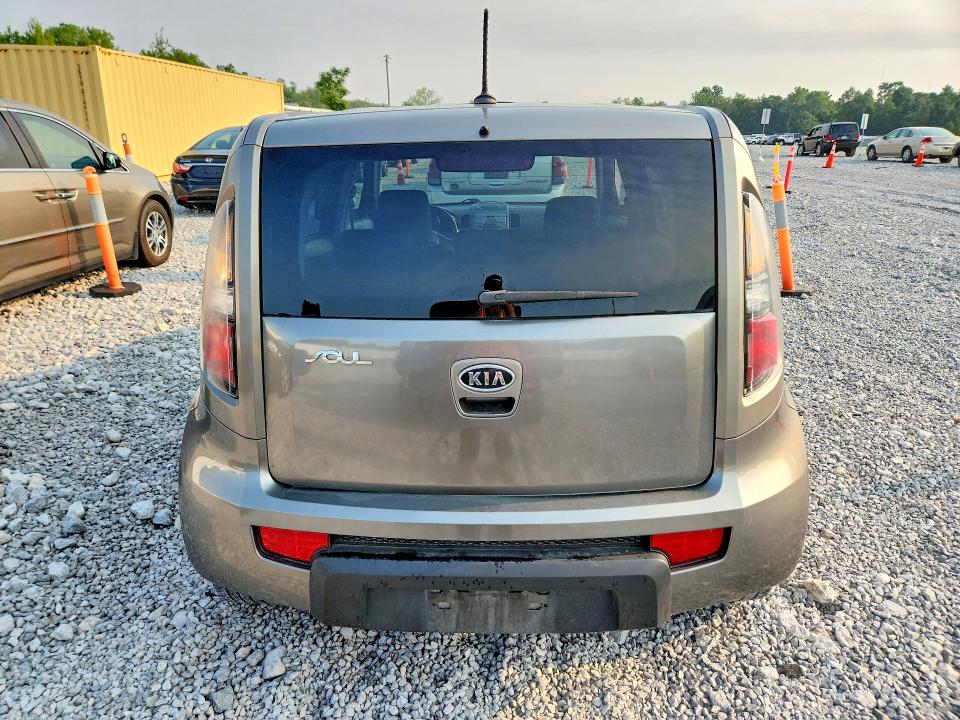 2010 Kia Soul VIN KNDJT2A25A7172413 COPART salvage auction — SIDE, OH - CERT OF TITLE-SALVAGE, sold $90 on 2026-07-21 (photo 6)