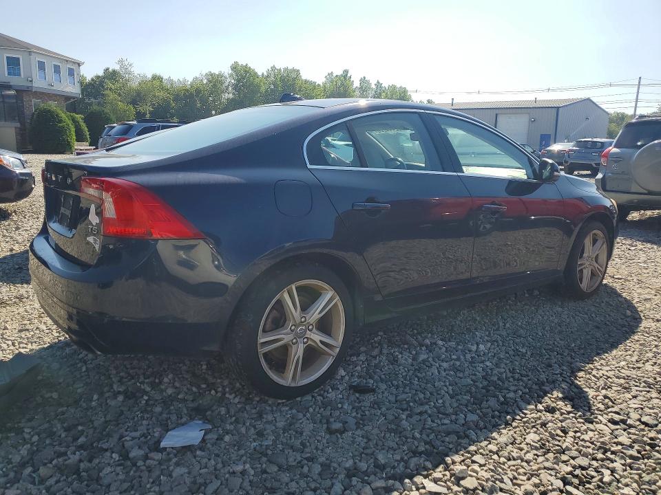 2016 Volvo S60 VIN YV126MFK0G2408742 COPART salvage auction — MECHANICAL, MA - CERTIFICATE OF TITLE, sold $425 on 2026-07-31 (photo 3)