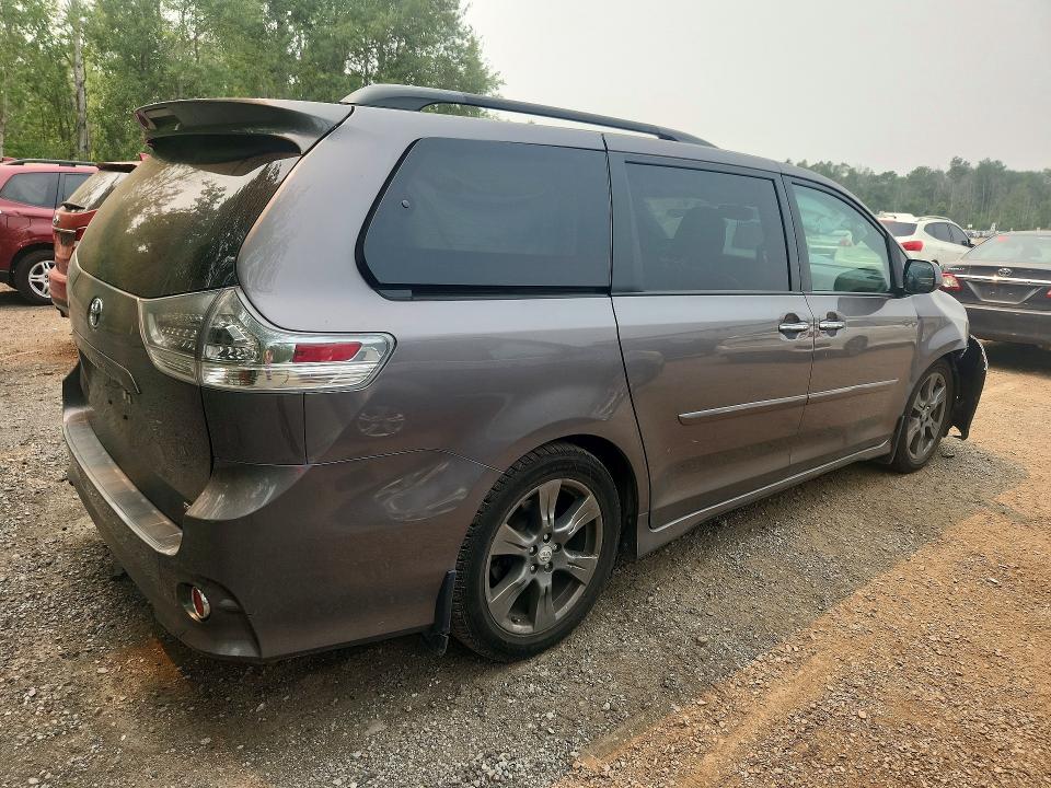 2017 Toyota Sienna VIN 5TDXZ3DC9HS890243 COPART salvage auction — FRONT END, On - Permit Salvage, sold $375 on 2026-07-30 (photo 3)