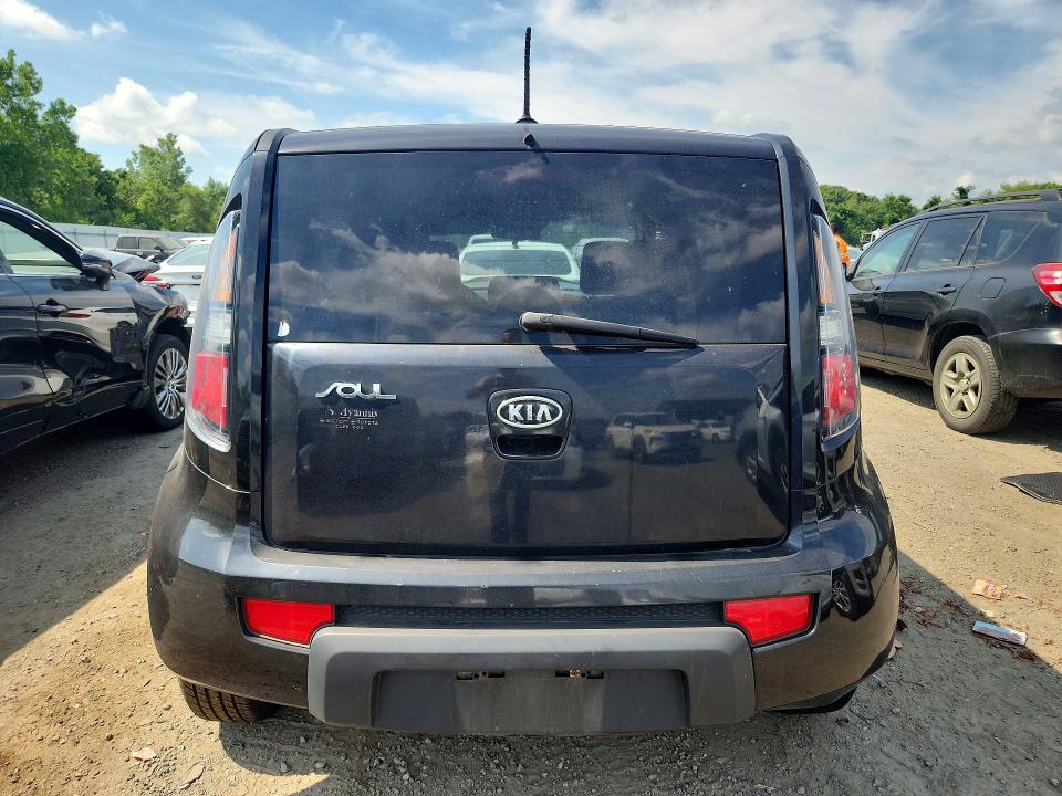2011 Kia Soul VIN KNDJT2A22B7258666 COPART salvage auction — FRONT END, MA - CERT OF TITLE-RECONSTRCTD COLL, sold $500 on 2026-07-29 (photo 6)