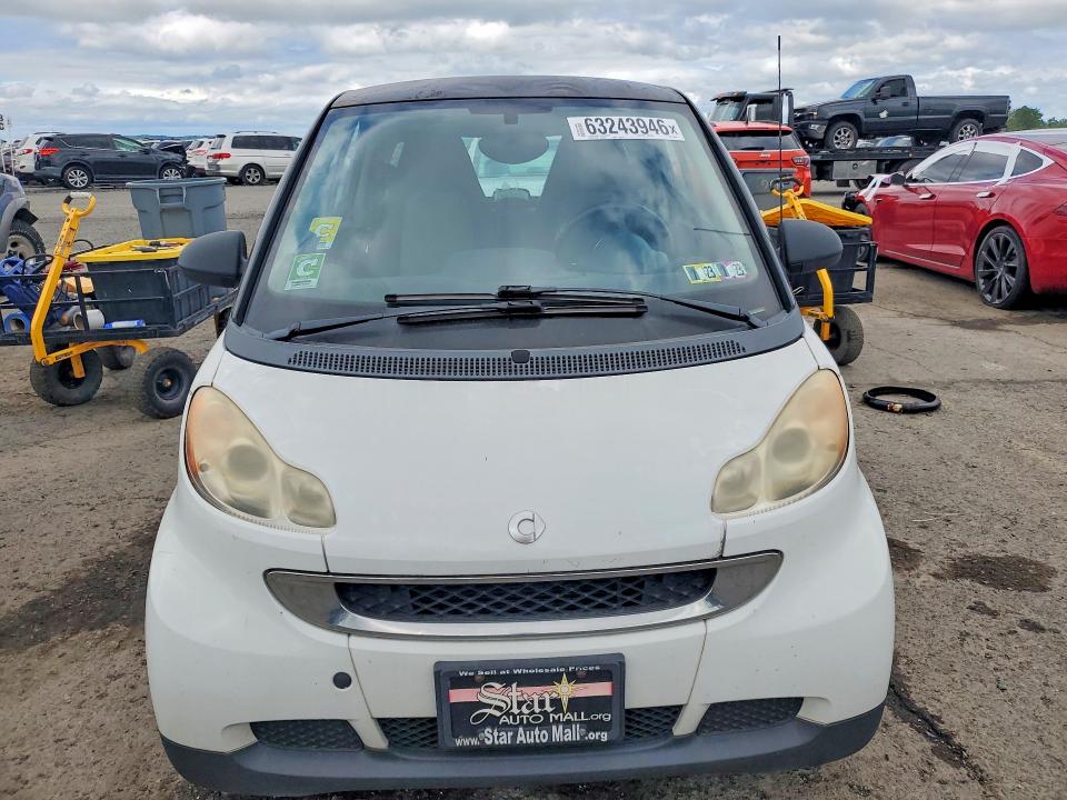 2011 Smart Fortwo VIN WMEEJ3BA6BK439027 COPART salvage auction — ROOF, Pa - Cert Of Title, sold $1,152 on 2026-08-06 (photo 5)
