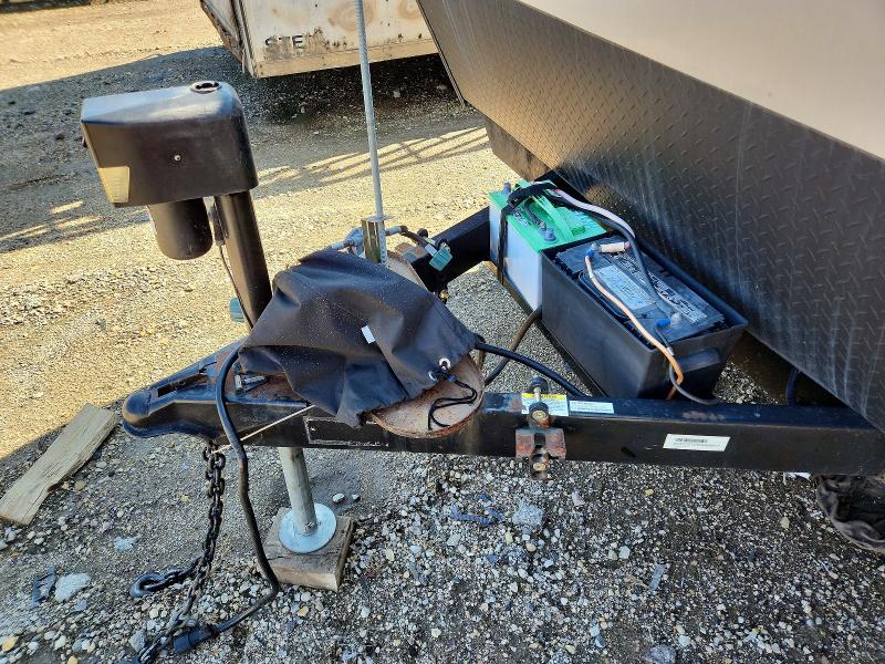 2019 Cherokee by forest r VIN 4X4TCKY25KK055017 COPART salvage auction — MINOR DENT/SCRATCHES, IL - SALVAGE CERTIFICATE, sold $15 on 2026-09-03 (photo 7)