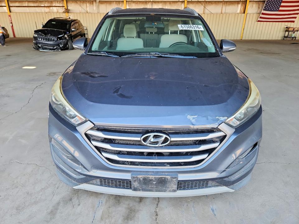 2017 Hyundai Tucson VIN KM8J33A24HU524295 COPART salvage auction — FRONT END, AZ - CERTIFICATE OF TITLE, sold $1,600 on 2026-07-29 (photo 5)