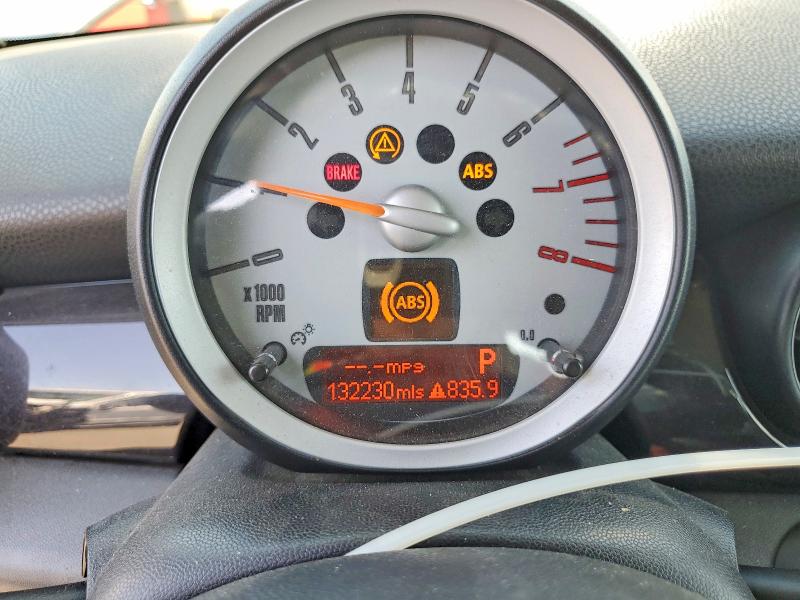 2010 Mini Cooper VIN WMWMF7C5XATZ69060 COPART salvage auction — VANDALISM, Ca - Salvage Certificate, sold $675 on 2026-08-12 (photo 9)