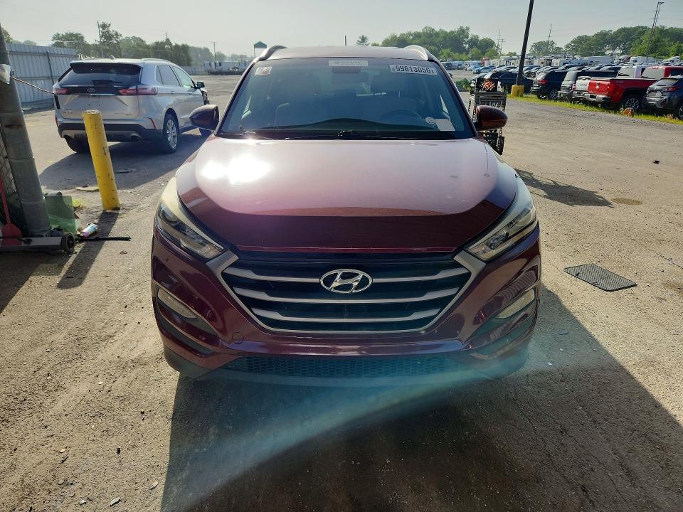 2016 Hyundai Tucson VIN KM8J3CA46GU036773 COPART salvage auction — MINOR DENT/SCRATCHES, Wv - Certificate Of Title, sold $2,850 on 2026-08-03 (photo 5)